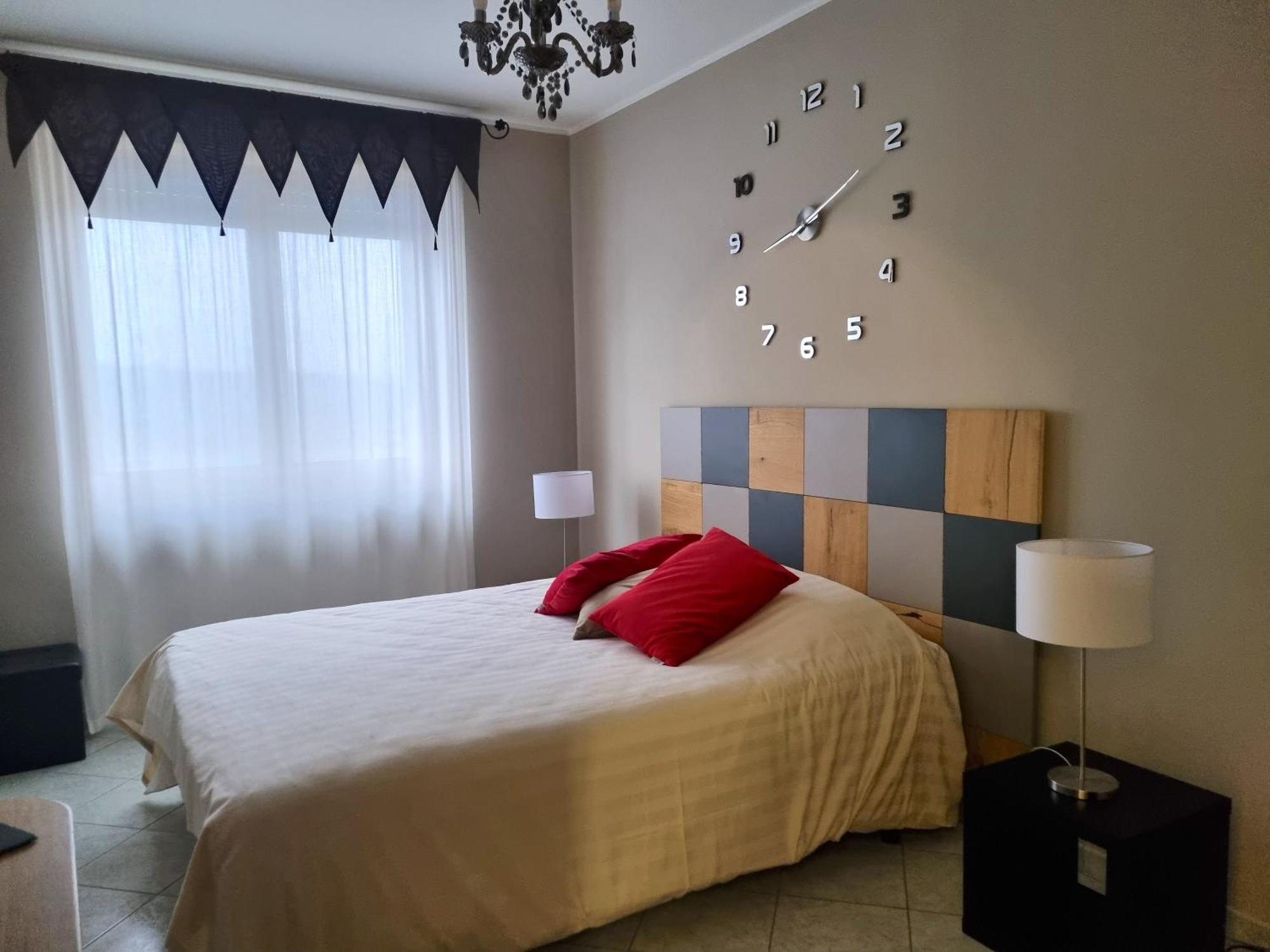 Raimondo'S Apartment Alba  Ngoại thất bức ảnh